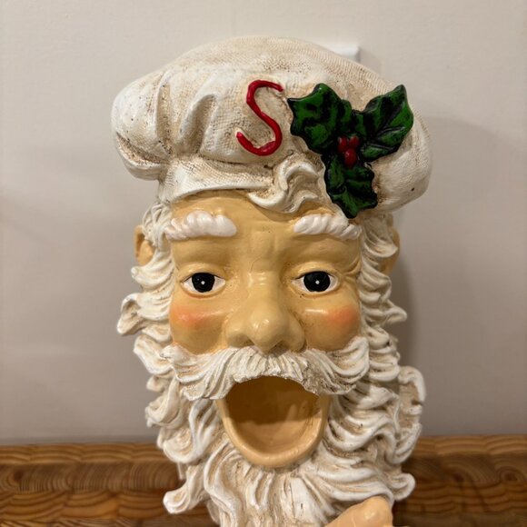 Santa Claus Christmas Bottle Holder Fun Novelty Gift Idea - Picture 7 of 11